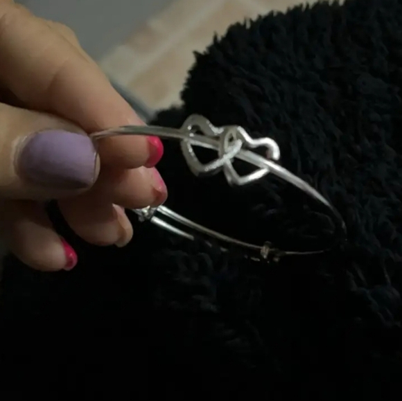 Adjustable Double Hearts Bracelet - Picture 4 of 11